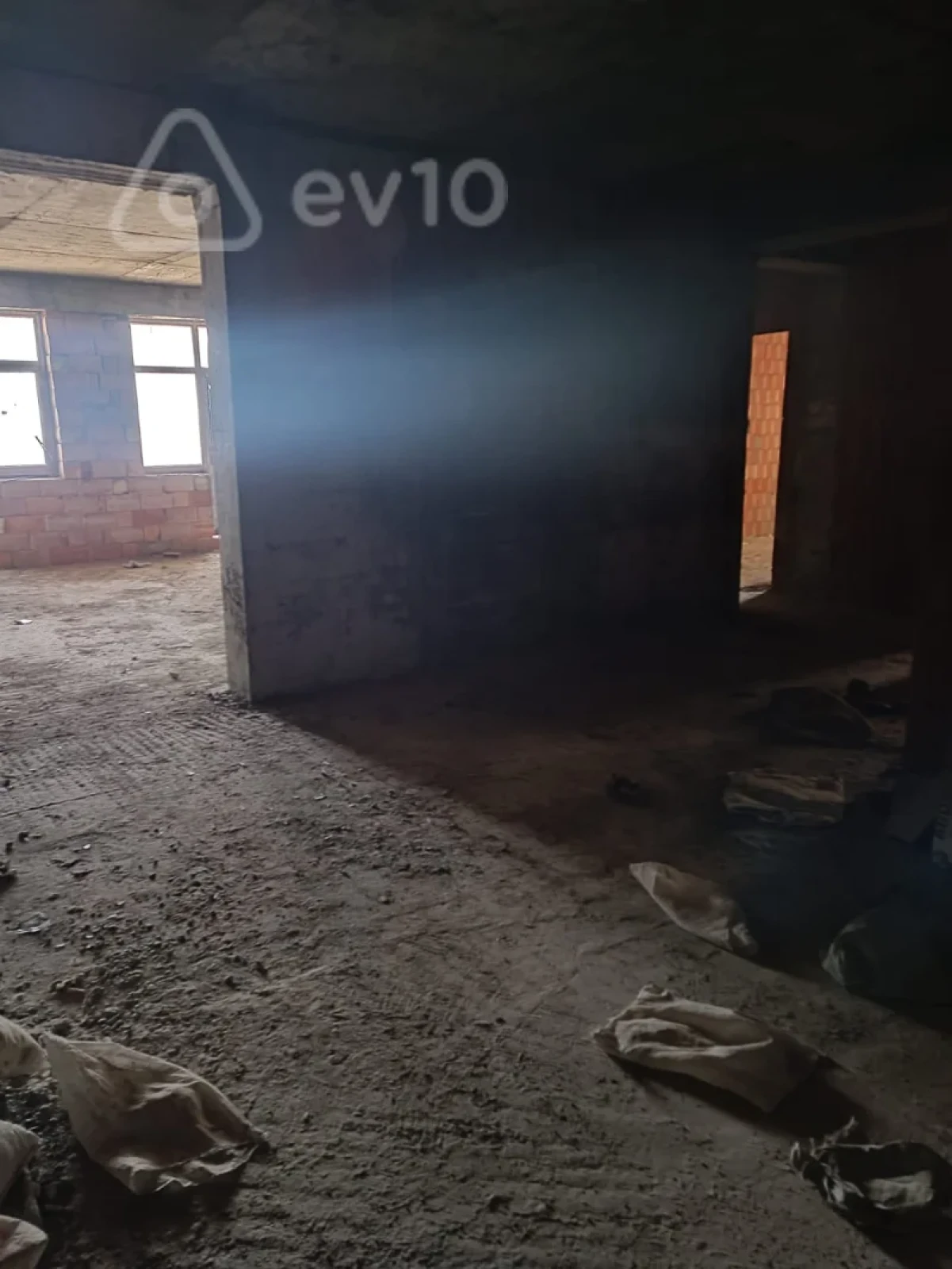 Satılır 4 otaqlı yeni tikili 186 m²