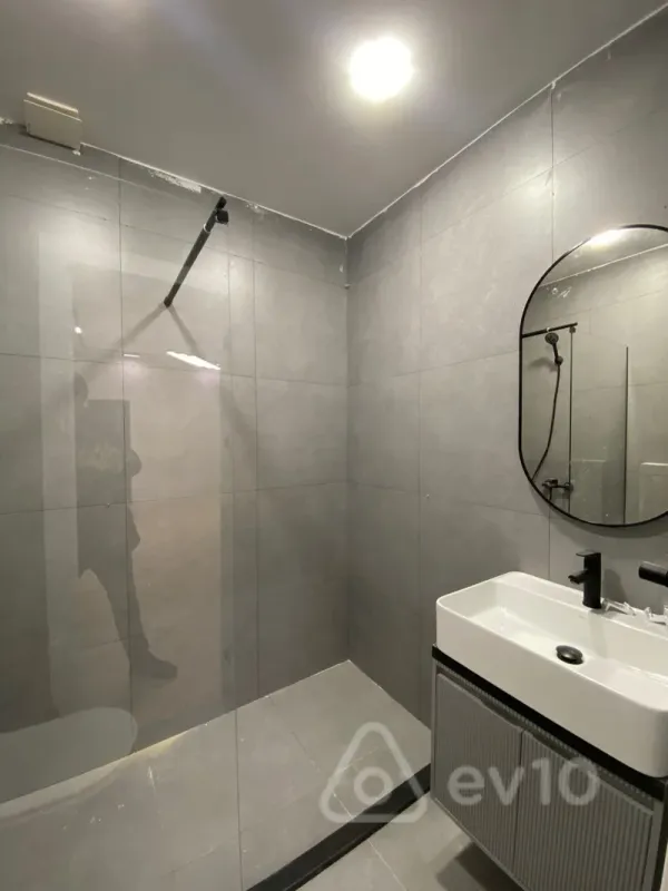 Satılır 2 otaqlı yeni tikili 90 m²