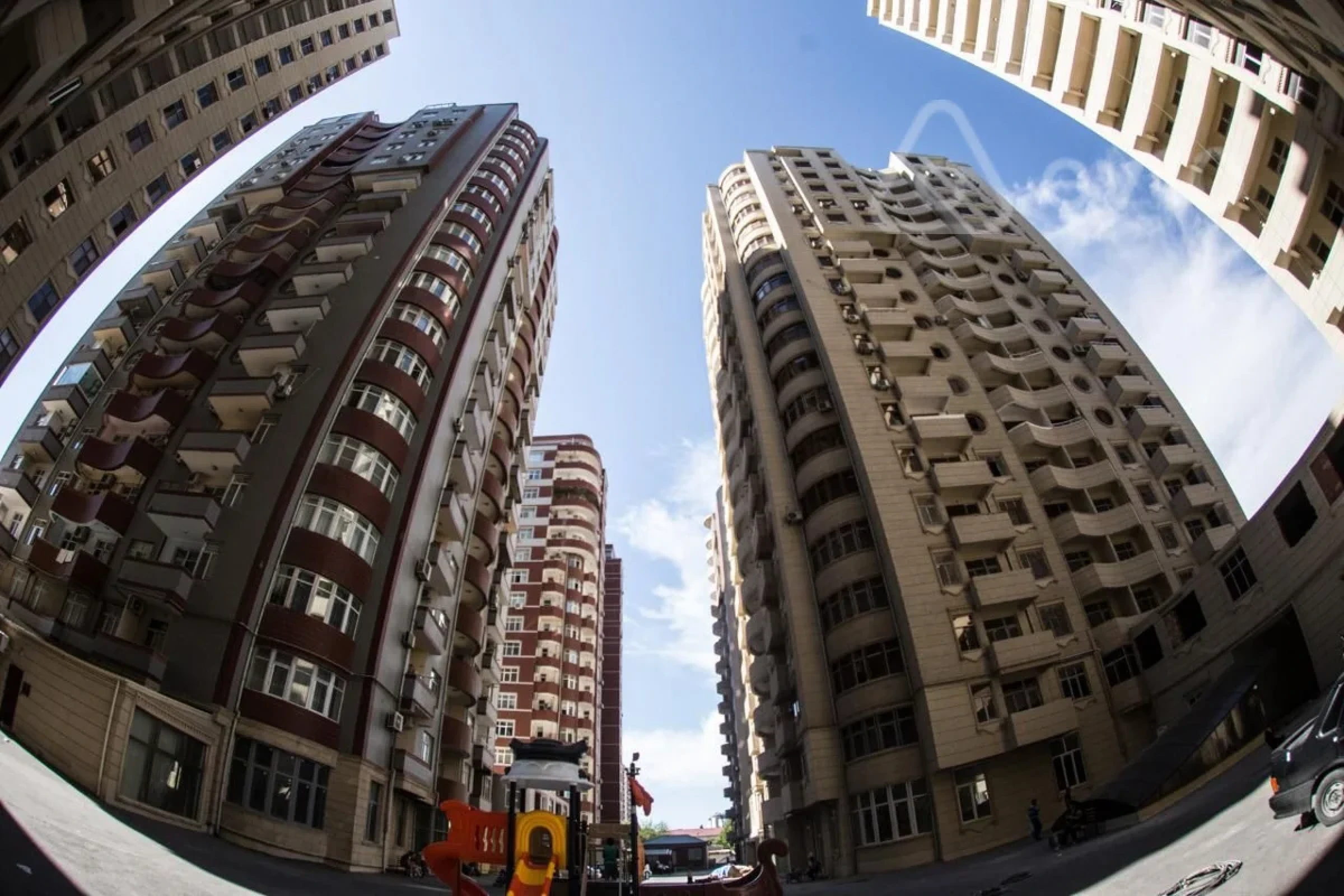 Satılır 2 otaqlı yeni tikili 90 m²