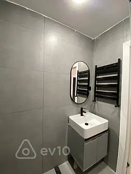 Satılır 2 otaqlı yeni tikili 90 m²