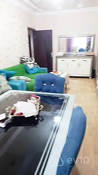 Satılır 3 otaqlı köhnə tikili 90 m²