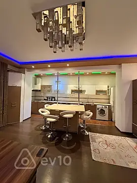 Kirayə verilir 3 otaqlı yeni tikili 125 m²