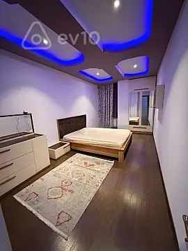 Kirayə verilir 3 otaqlı yeni tikili 125 m²