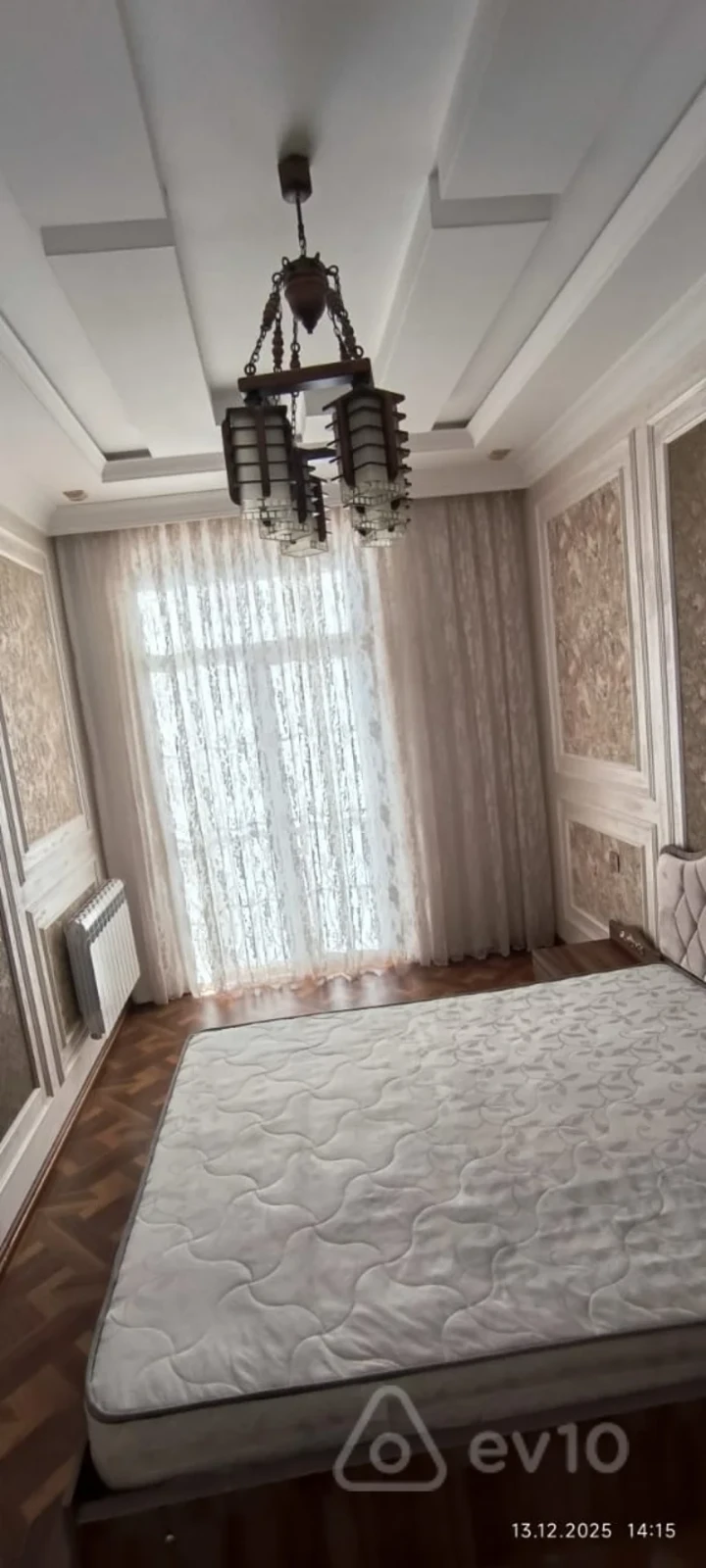 Satılır 4 otaqlı yeni tikili 150 m²