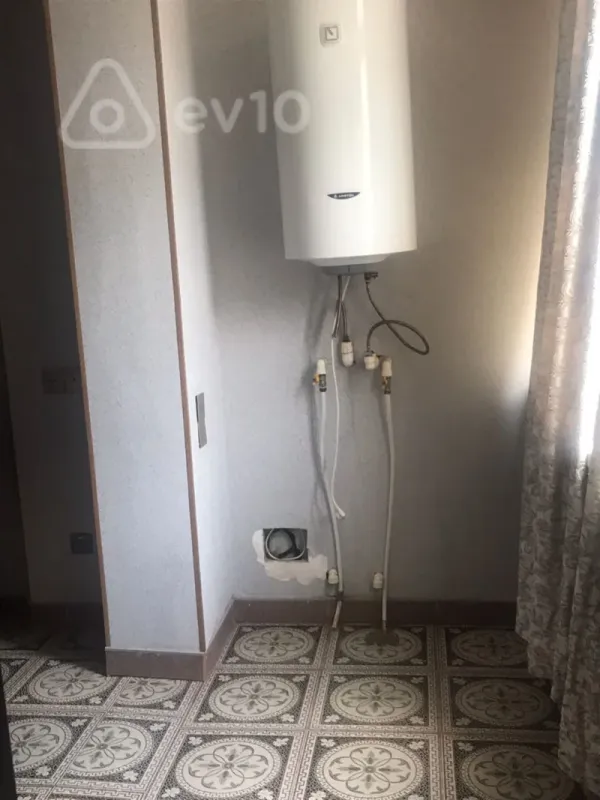 Kirayə verilir 1 otaqlı yeni tikili 50 m²