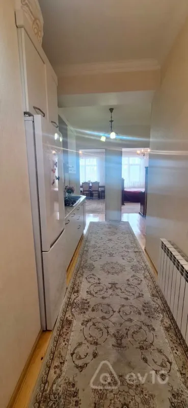 Satılır 2 otaqlı yeni tikili 60 m²
