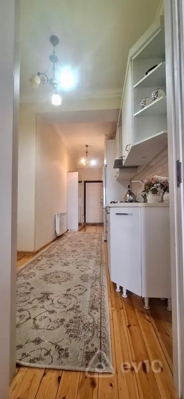 Satılır 2 otaqlı yeni tikili 60 m²