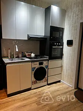 Kirayə verilir 2 otaqlı yeni tikili 60 m²