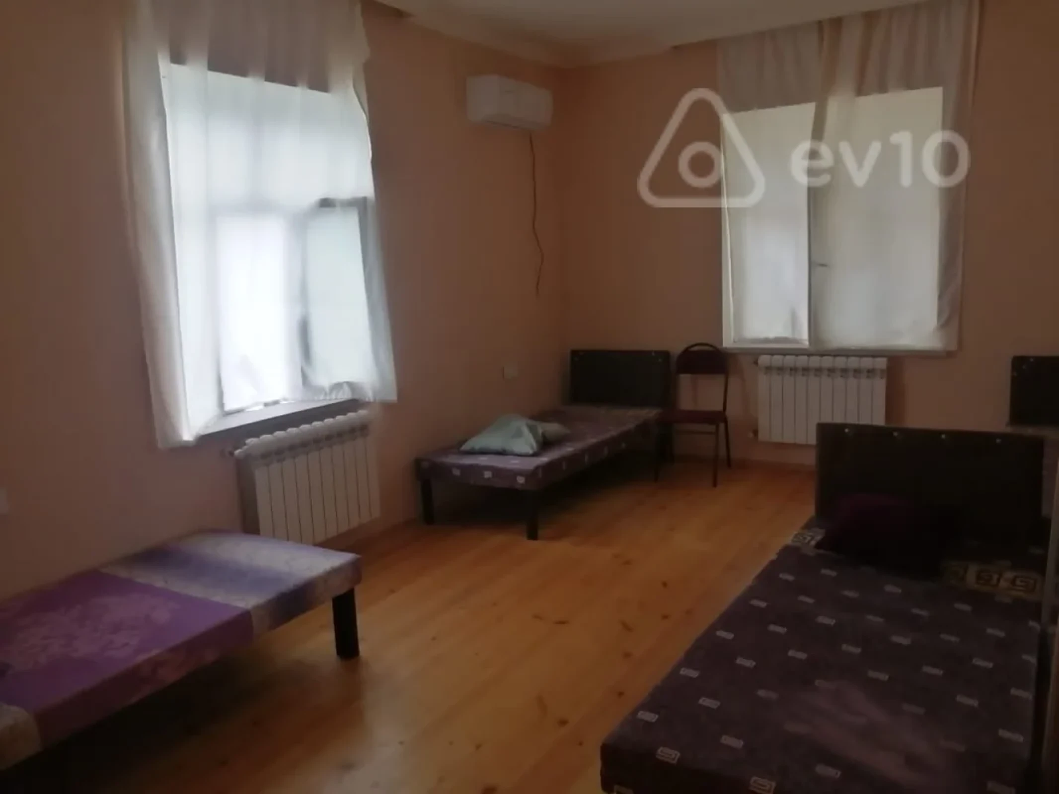 Kirayə verilir 2 otaqlı həyət evi 45 m²