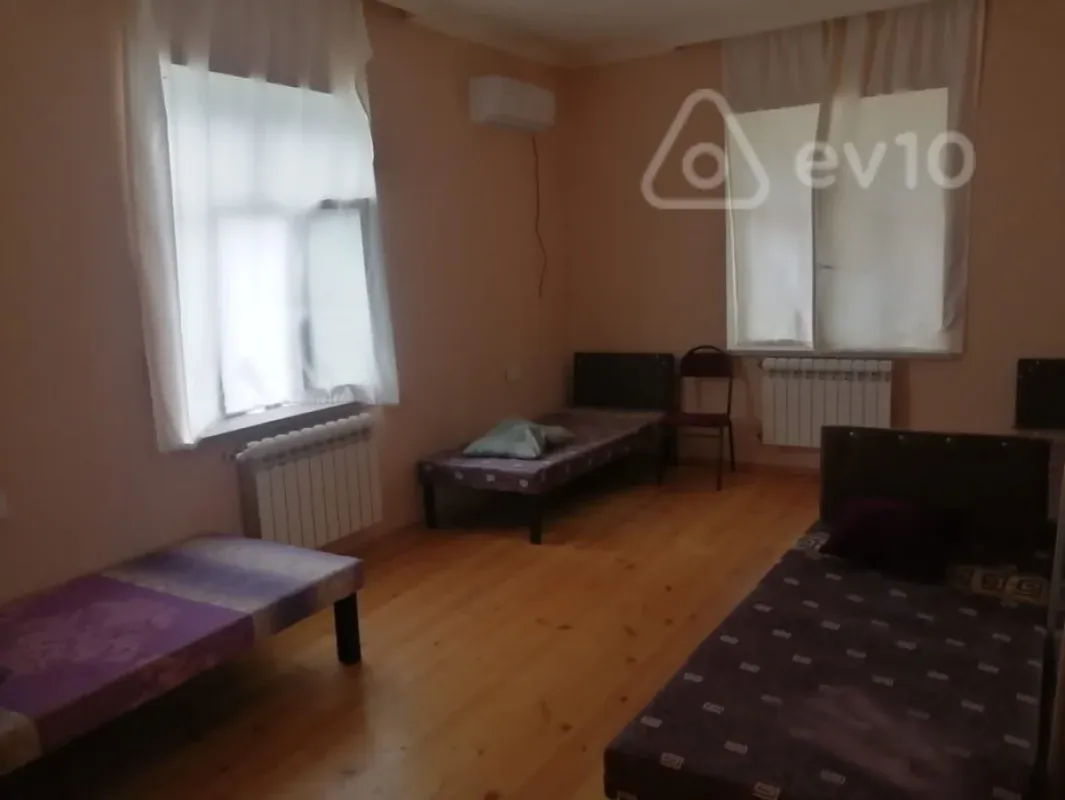 Kirayə verilir 2 otaqlı həyət evi 45 m²