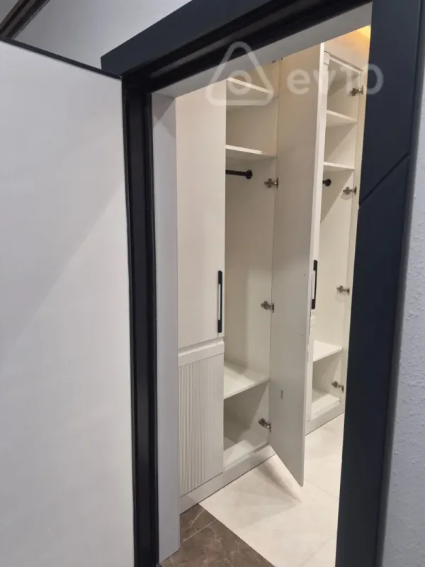 Satılır 2 otaqlı yeni tikili 70 m²