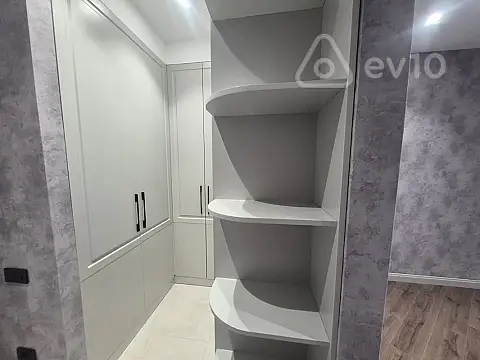 Satılır 2 otaqlı yeni tikili 70 m²