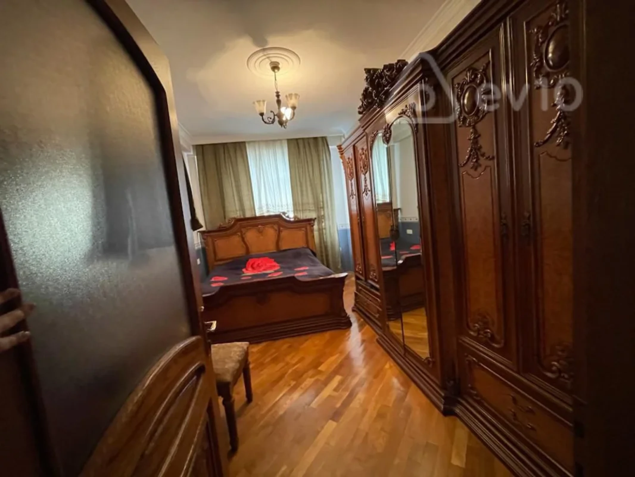 Satılır 4 otaqlı yeni tikili 160 m²