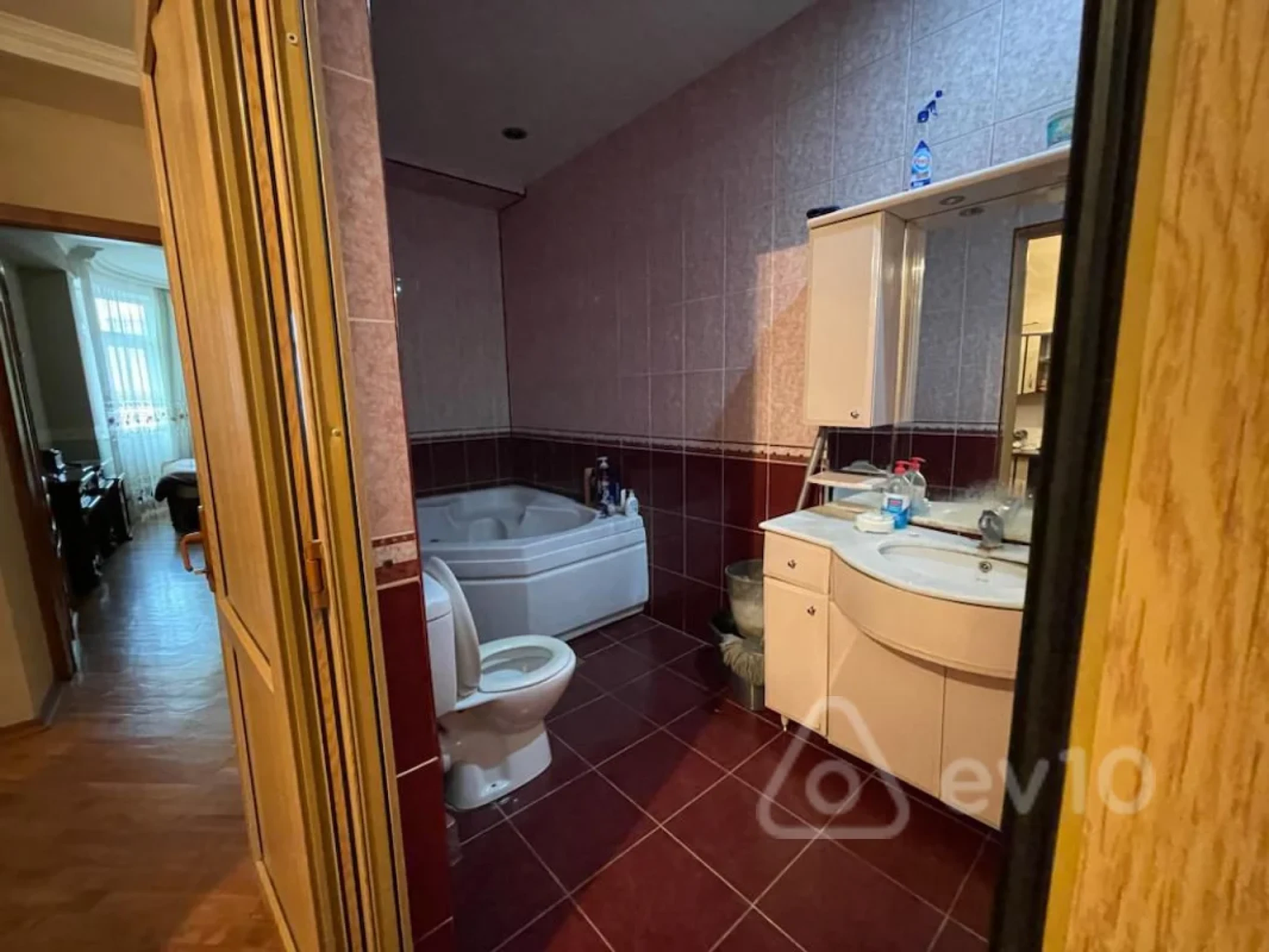 Satılır 4 otaqlı yeni tikili 160 m²