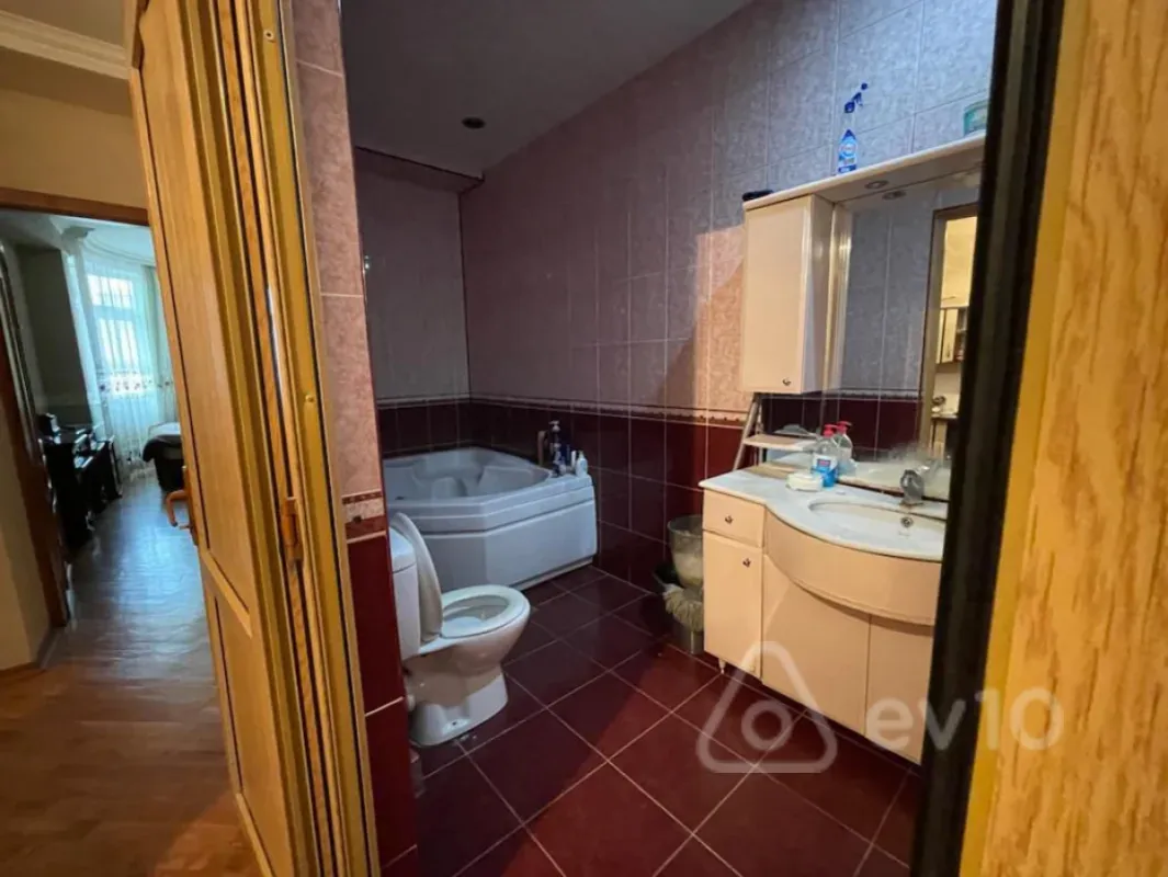 Satılır 4 otaqlı yeni tikili 160 m²