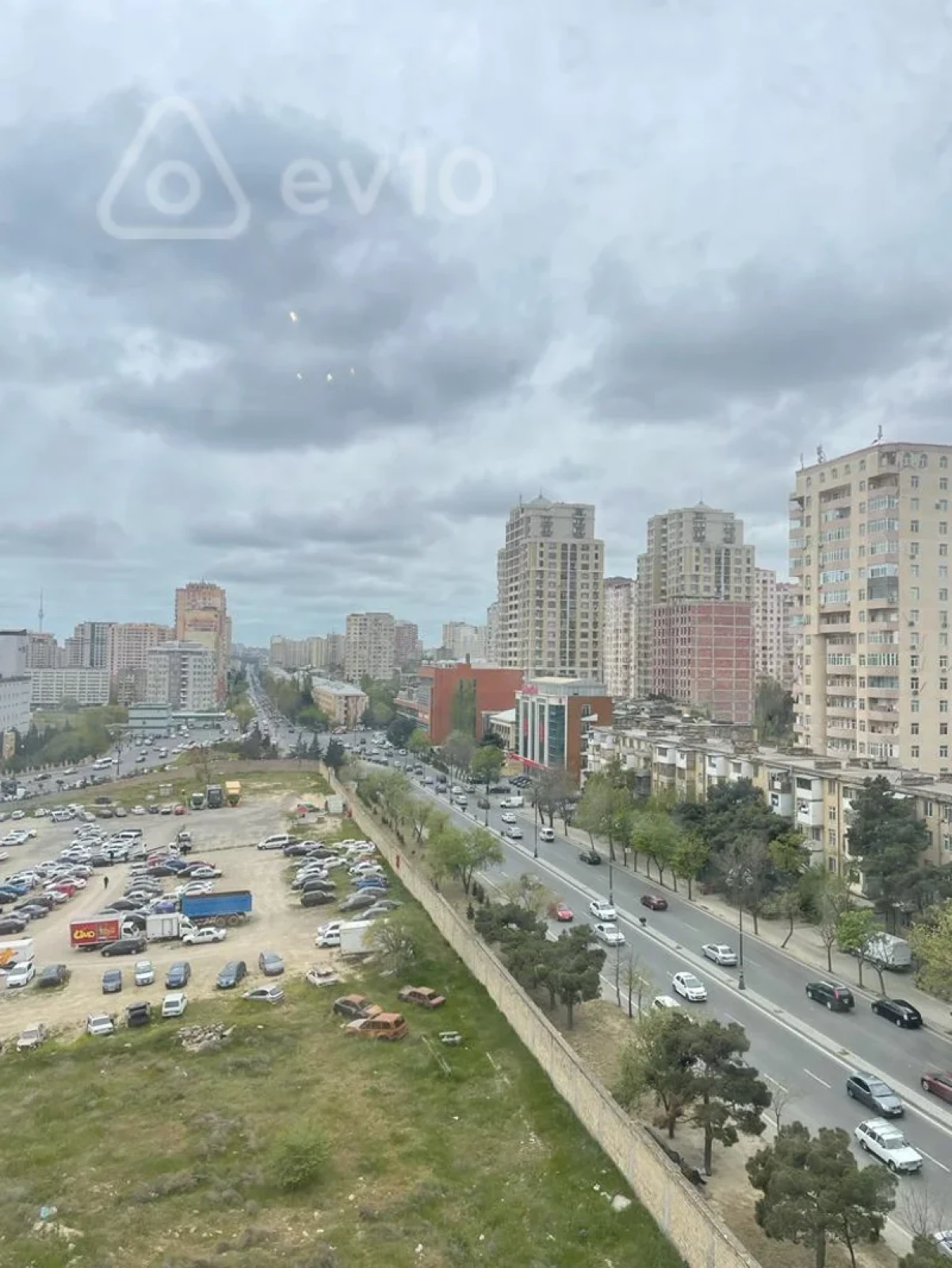 Satılır 4 otaqlı yeni tikili 160 m²