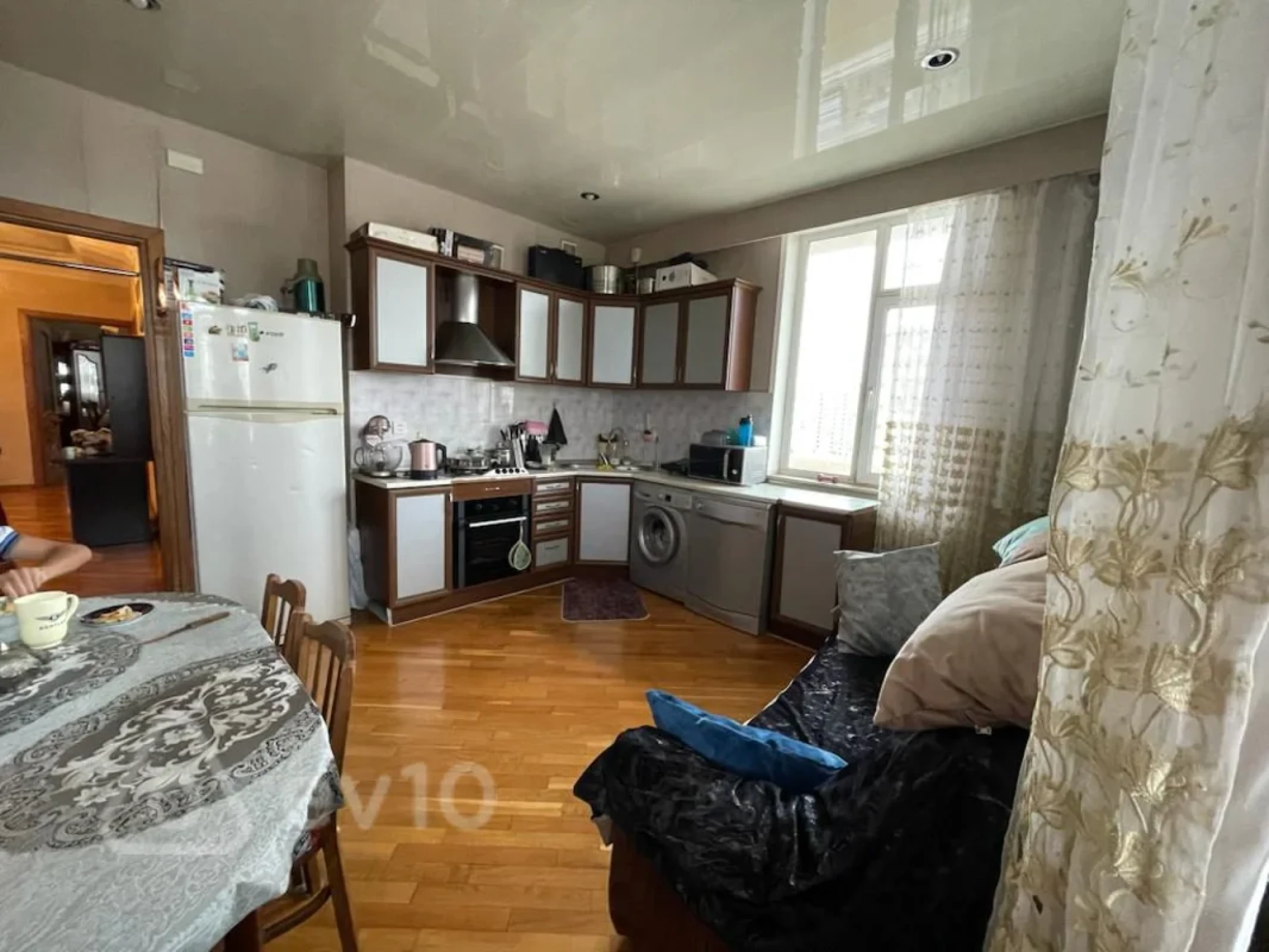 Satılır 4 otaqlı yeni tikili 160 m²