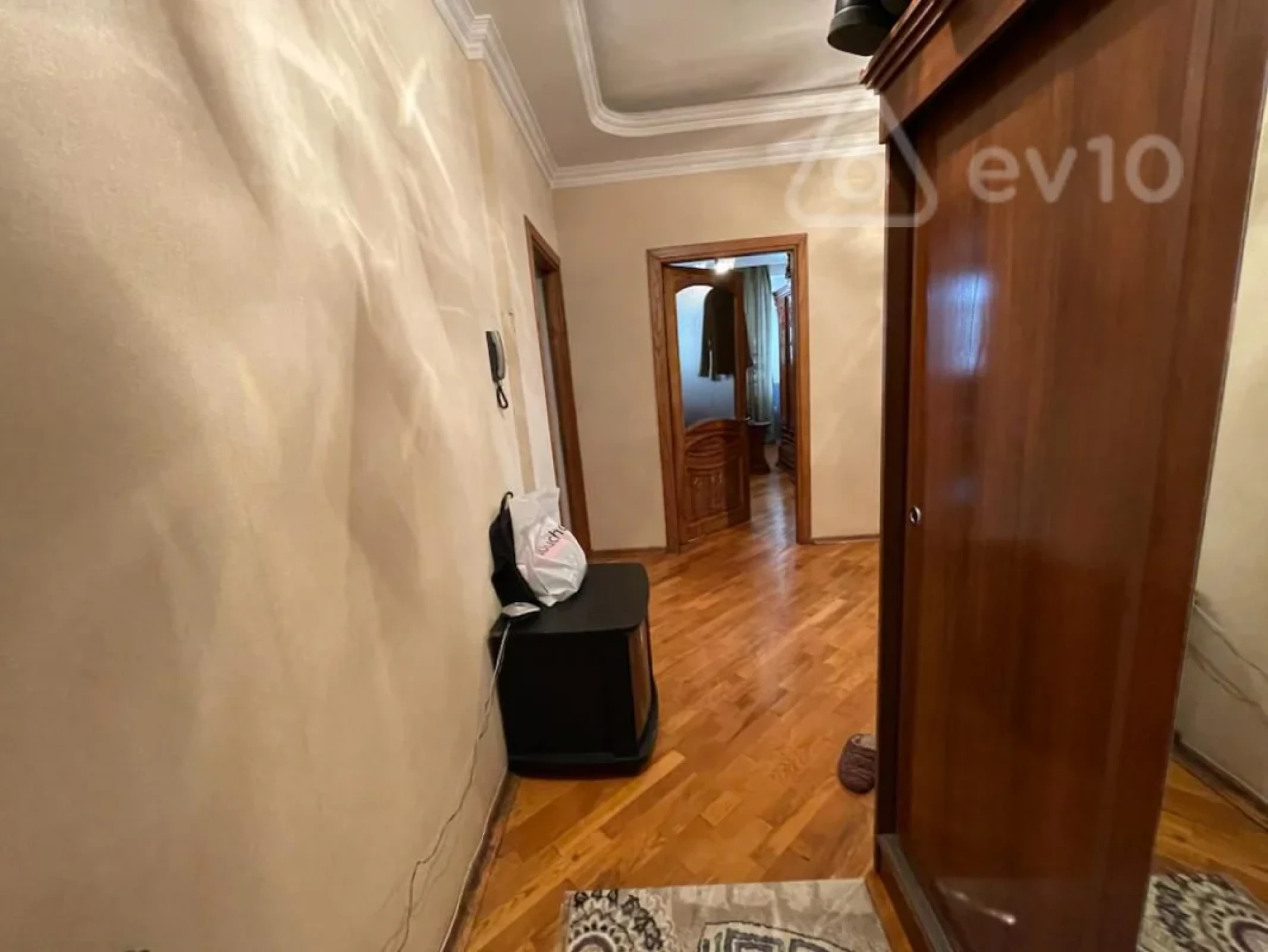Satılır 4 otaqlı yeni tikili 160 m²