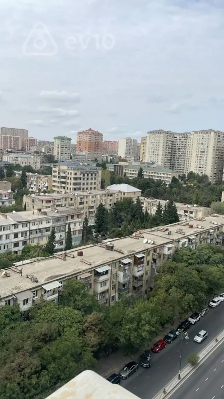 Satılır 4 otaqlı yeni tikili 160 m²