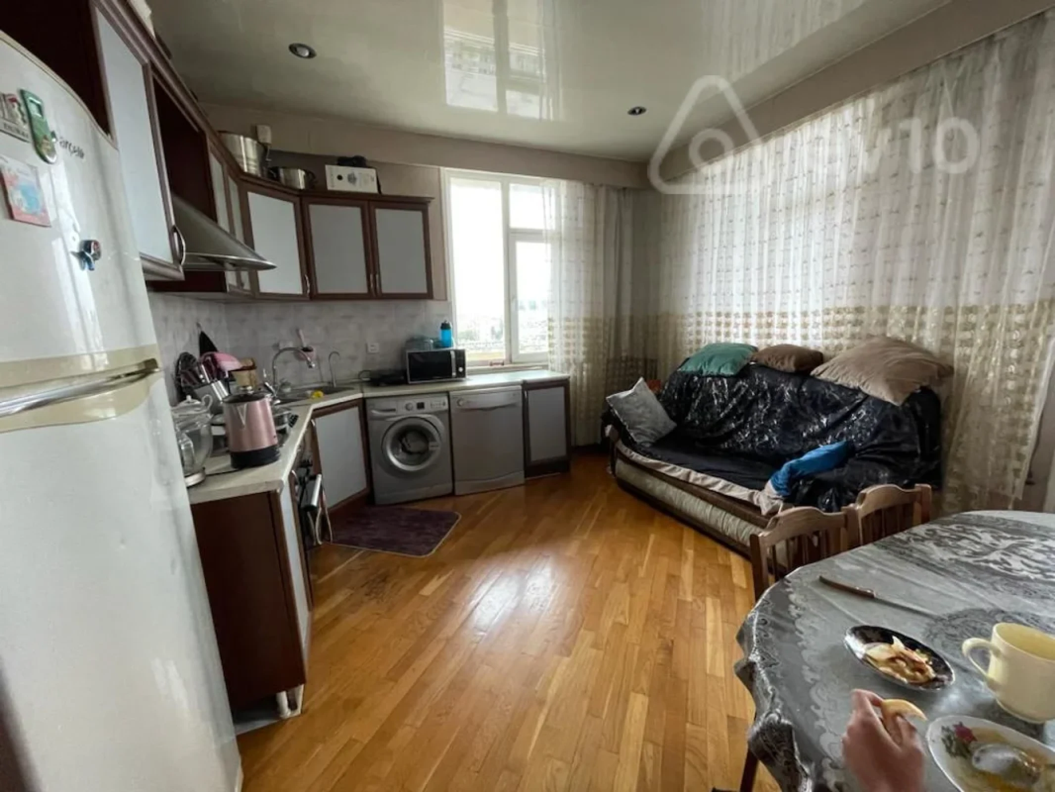 Satılır 4 otaqlı yeni tikili 160 m²