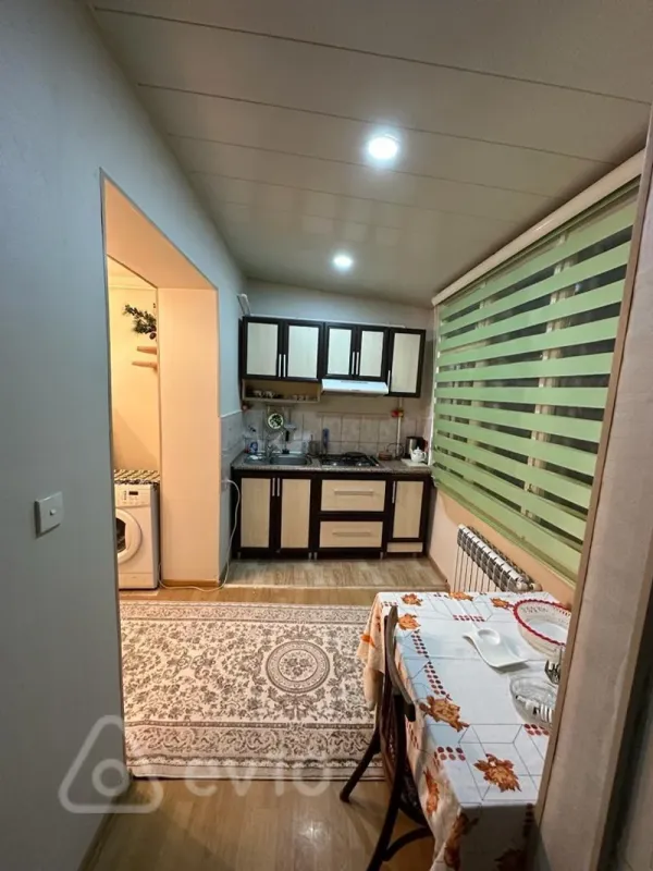 Kirayə verilir 2 otaqlı köhnə tikili 60 m²