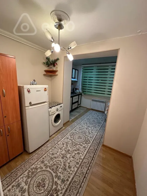 Kirayə verilir 2 otaqlı köhnə tikili 60 m²
