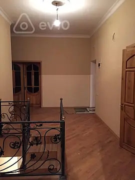 Satılır 7 otaqlı yeni tikili 270 m²