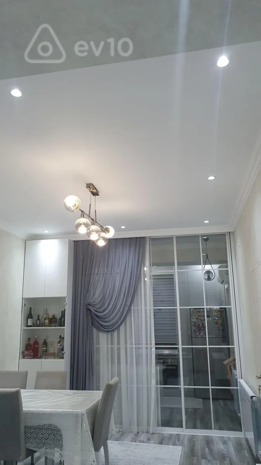 Kirayə verilir 2 otaqlı yeni tikili 67 m²