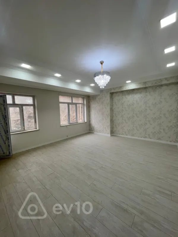 Satılır 2 otaqlı yeni tikili 62 m²