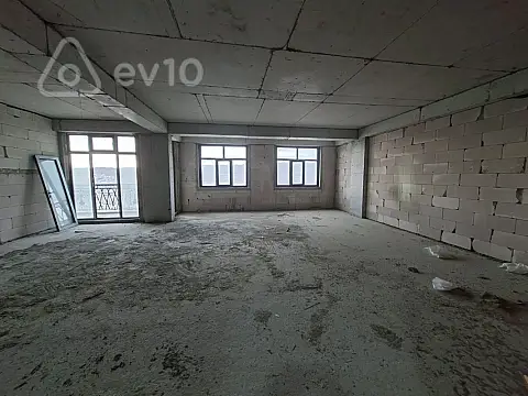 Satılır 2 otaqlı yeni tikili 95 m²