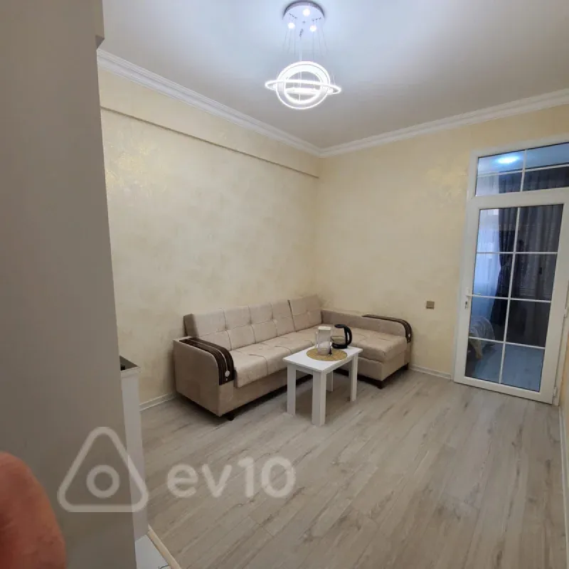Kirayə verilir 2 otaqlı yeni tikili 40 m²