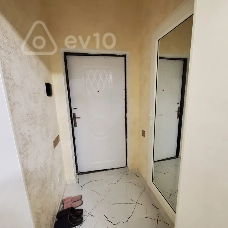 Kirayə verilir 2 otaqlı yeni tikili 40 m²