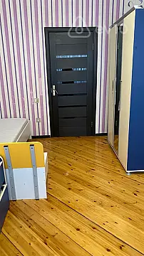 Kirayə verilir 3 otaqlı köhnə tikili 70 m²