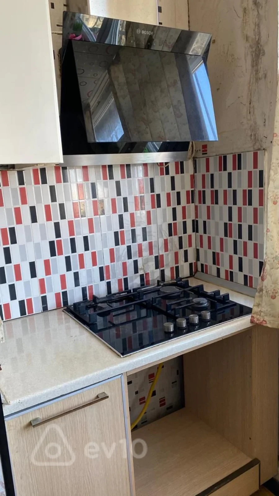 Kirayə verilir 3 otaqlı köhnə tikili 70 m²