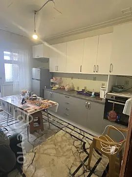 Satılır 2 otaqlı köhnə tikili 55 m²