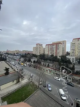 Satılır 2 otaqlı köhnə tikili 55 m²