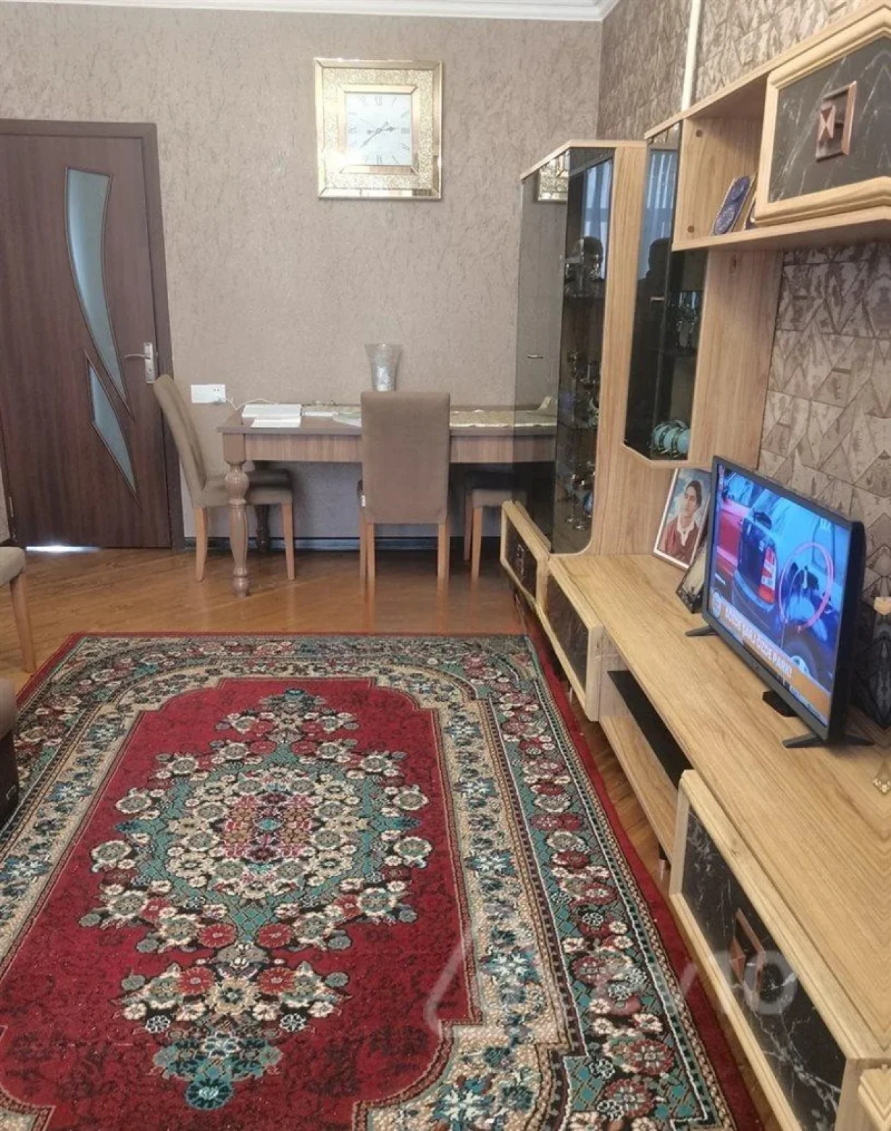 Satılır 2 otaqlı köhnə tikili 60 m²