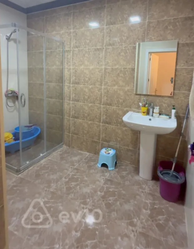 Satılır 3 otaqlı yeni tikili 92.5 m²