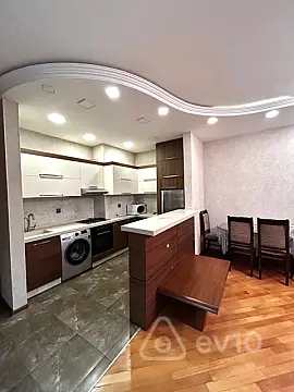 Satılır 3 otaqlı yeni tikili 85 m²