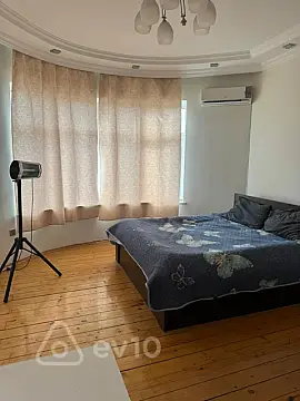 Kirayə verilir 4 otaqlı həyət evi 250 m²