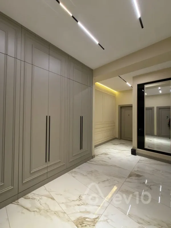 Satılır 3 otaqlı yeni tikili 105 m²