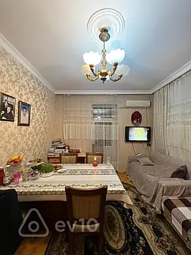 Satılır 2 otaqlı köhnə tikili 46 m²