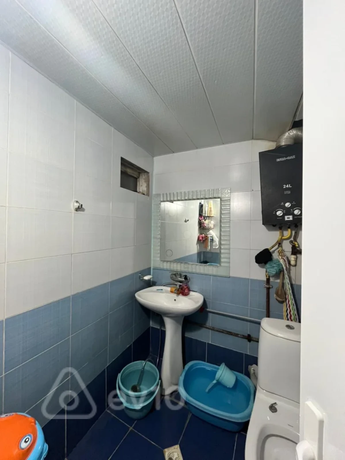 Satılır 2 otaqlı köhnə tikili 46 m²