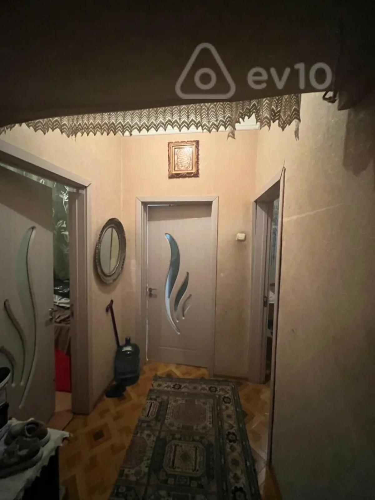 Satılır 2 otaqlı köhnə tikili 46 m²