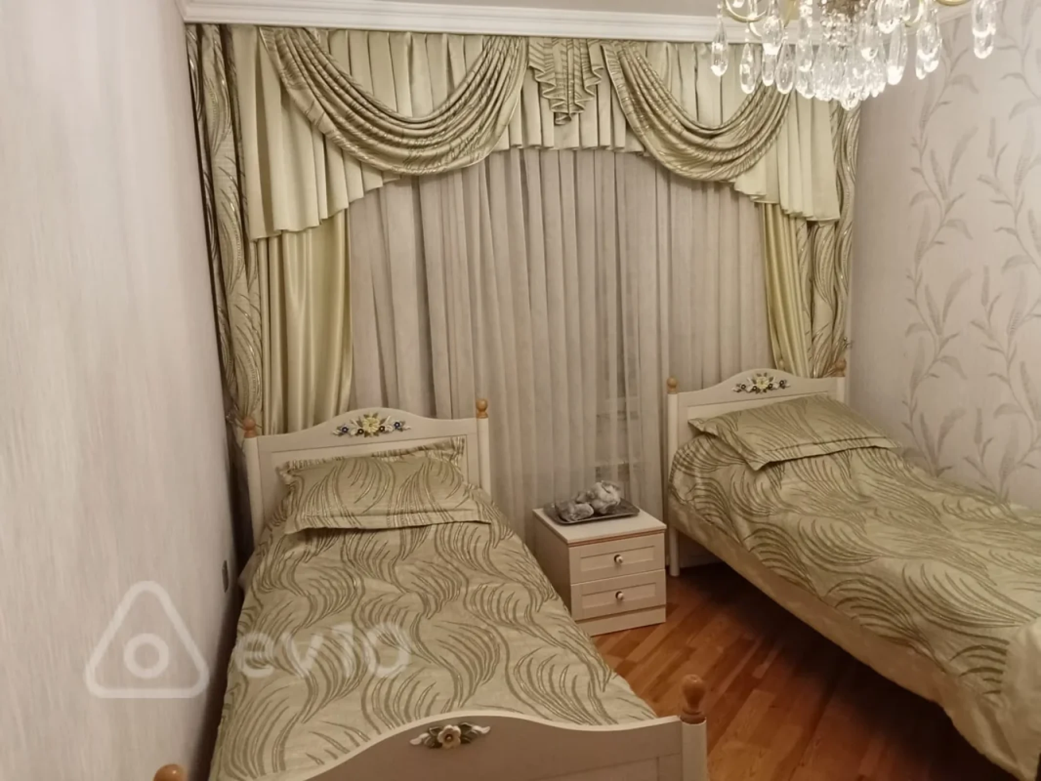 Satılır 3 otaqlı köhnə tikili 75 m²