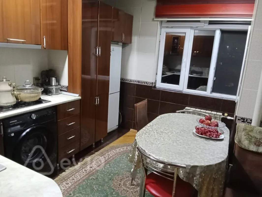 Satılır 3 otaqlı köhnə tikili 75 m²