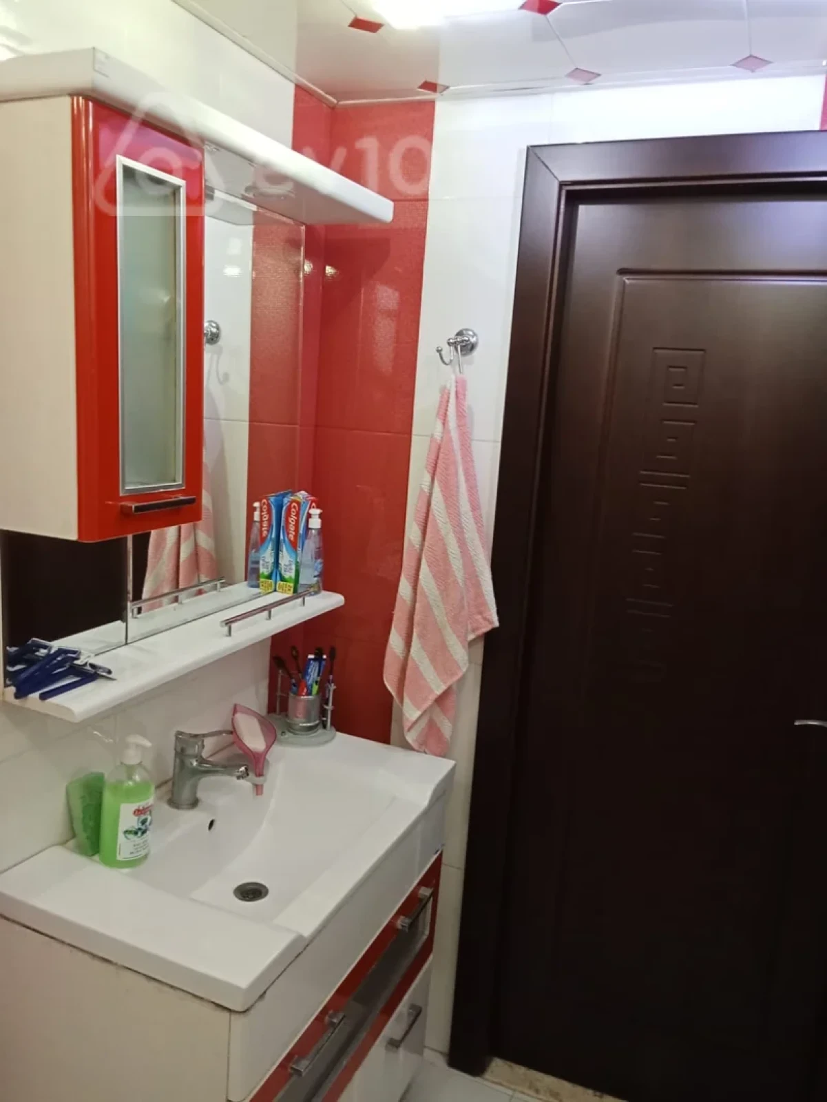 Satılır 3 otaqlı köhnə tikili 75 m²