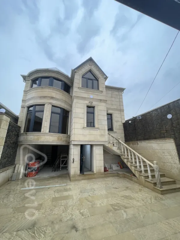 Satılır 6 otaqlı həyət evi 96 m²