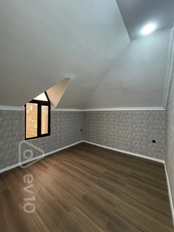 Satılır 6 otaqlı həyət evi 96 m²