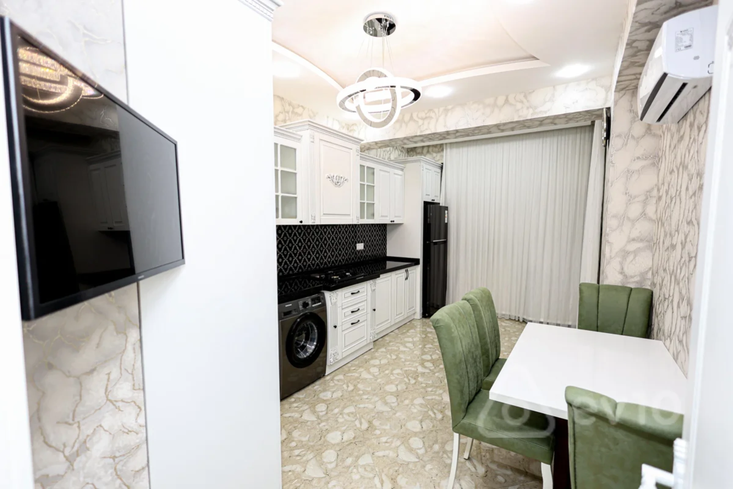 Satılır 3 otaqlı yeni tikili 115 m²
